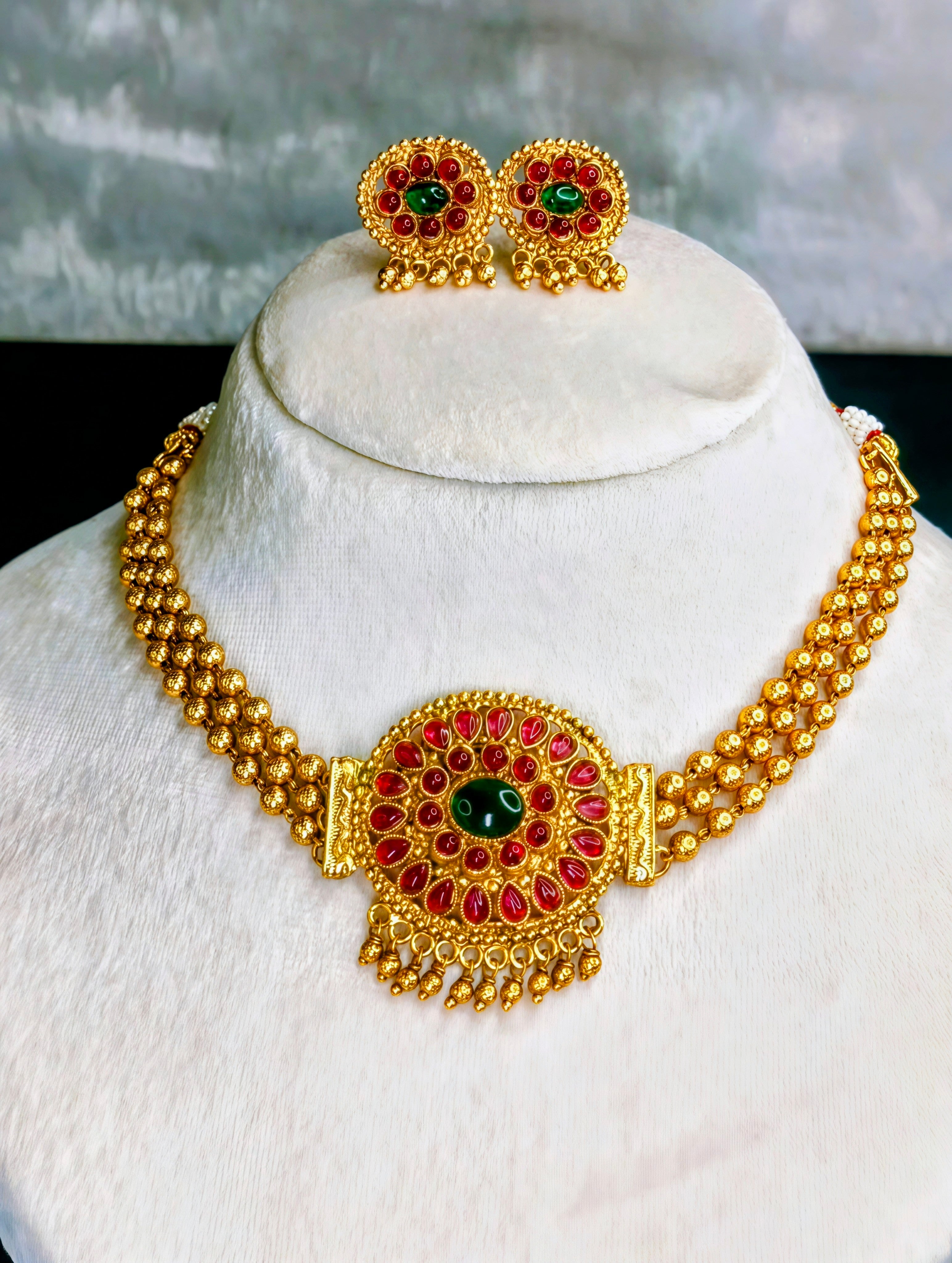 Antique Gold Choker